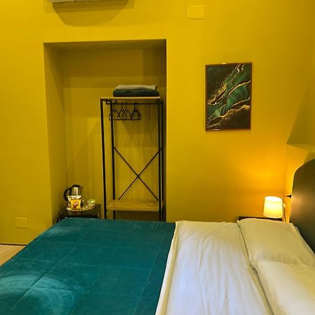Venus Of Milo Hotell Napoli Eksteriør bilde