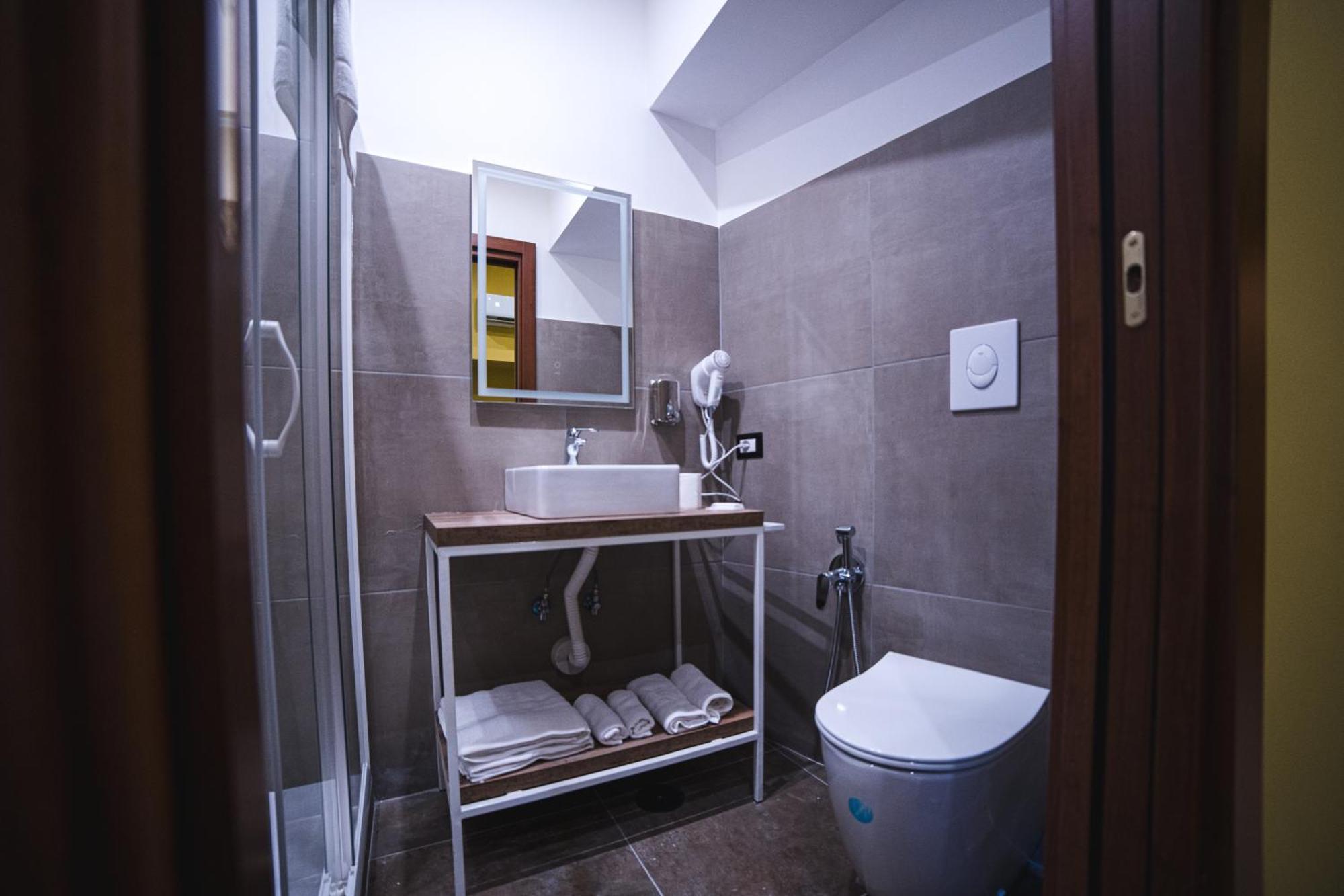 Venus Of Milo Hotell Napoli Eksteriør bilde